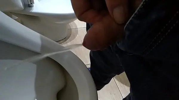 Φρέσκα VID 20171019 084204 pissing at 08:42 κλιπ Κλιπ