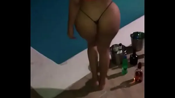 Nouveaux Culona Dominicaine Danse Très Sexy Dans La Piscine, En Colaless clips Clips