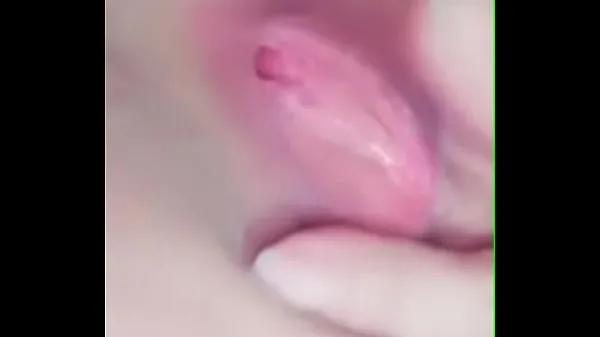 Fresh Linh Lan is struggling with her cunt clips Clips