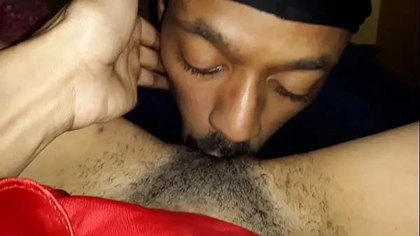 Fresh Eating Hairy Pussy clips Clips
