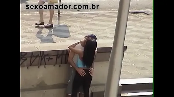 Amateur video caught boy giving his girlfriend a finger in full daylight on the Maria Paula viaduct Klip Klip baru