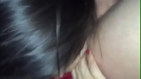 A guy shot an amateur sex video about how a prostitute gives him a blowjob Klip Klip baru