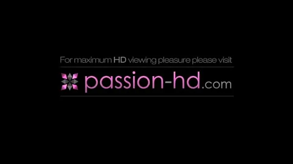 Свежие клипы Passion-HD тройничок с молодой студенткой Клипы