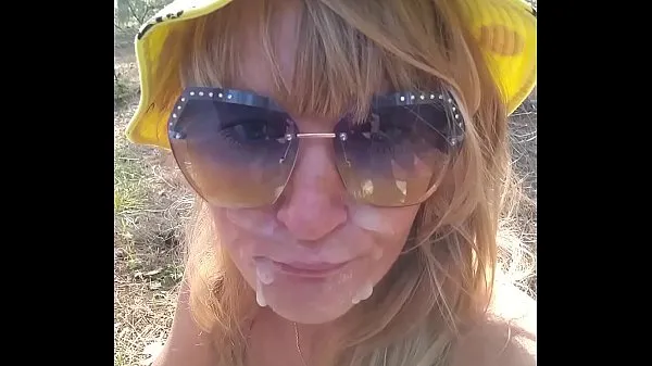 Nuevos Kinky Selfie - Follada rápida en el bosque. Mamadas, Lamiendo el culo, Estilo perrito, Semen en la cara. Sexo al aire libre clips Clips