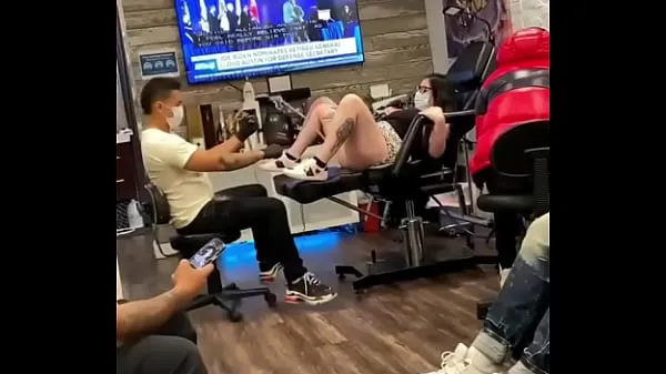 Färska Orgasm while tattooing klipp Klipp