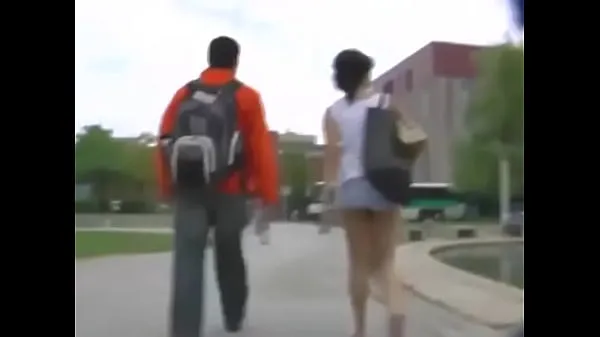 Upskirt of sexy college coed clip mới Clip