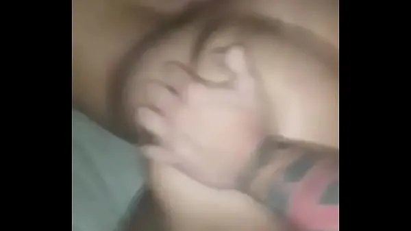 Färska Comendo a mulher do corno, e ele comendo a amiga da mulher dele, VIDEO COMPLETO NO RED klipp Klipp