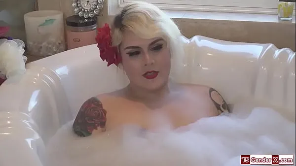 Friske Trans stepmom Isabella Sorrenti anal fucks stepson klip Klip