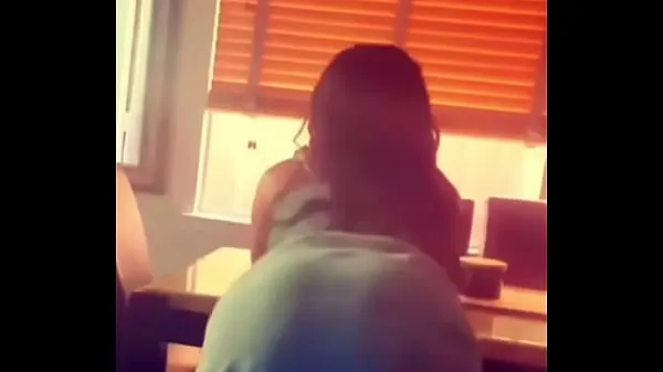 My friend twerking her fat ass klip baru Klip