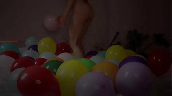 Nuovi Palloncini di compleanno. Farcito e ricoperto di sperma clip Clip