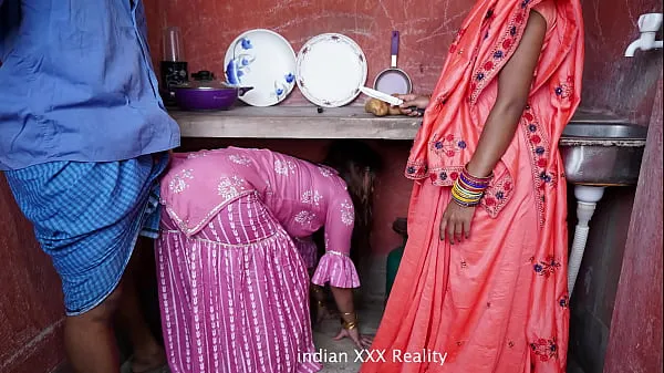 Friske Indian step Family in Kitchen XXX in hindi klipp Klipp