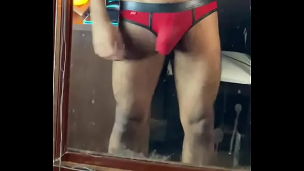 Yeni young chubby guy with a hard dick in his underwear klip Klipler